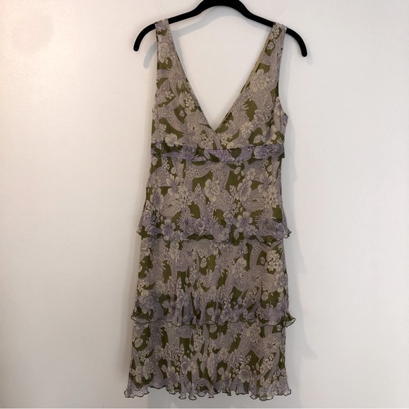 London Times Floral Tiered Ruffle Lettuce Hem Midi Dress - Picture 3 of 9